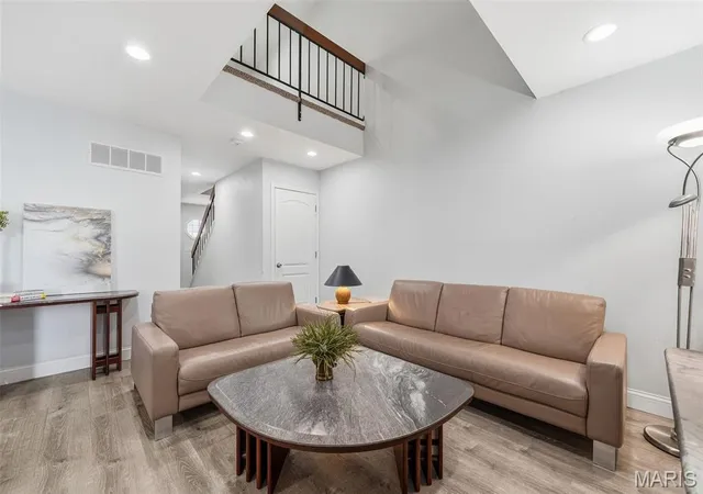 Photo 4 of Townhouse for sale at 1021 Alpine Ridge Dr, Ballwin, MO 63021 | MLS# MIS26059378 | Listing updated on 2026-09-21