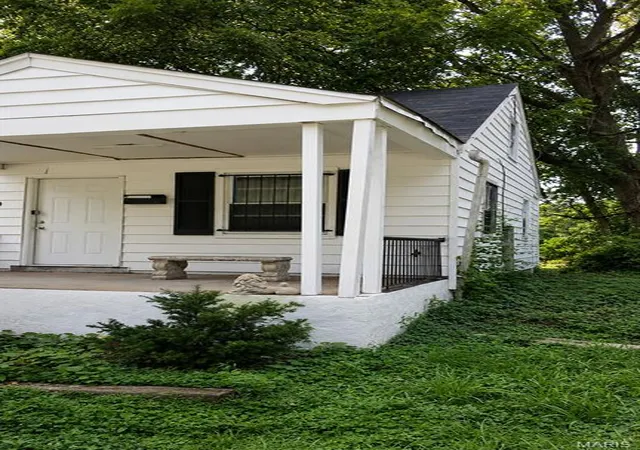 Photo 1 of Single family home for sale at 19 N Harvey Ave, Saint Louis, MO 63135 | MLS# MIS26059383 | Listing updated on 2026-09-24