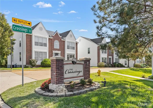 Photo 2 of Condo for sale at 1341 Crossings Ct #B, Ballwin, MO 63021 | MLS# MIS26059386 | Listing updated on 2026-10-28