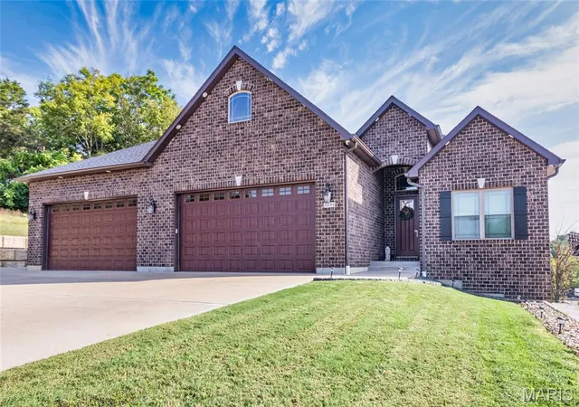 Photo 4 of Single family home for sale at 5046 Warren Rd, Imperial, MO 63052 | MLS# MIS26059388 | Listing updated on 2026-10-05