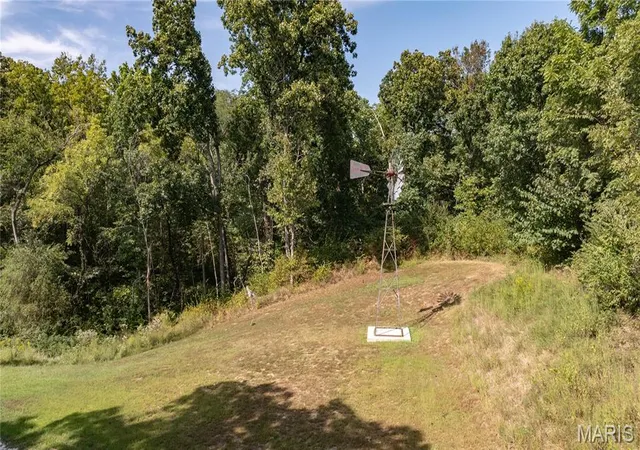 Photo 3 of Manufactured home for sale at 1468 F S Rd, Medora, IL 62063 | MLS# MIS26059398 | Listing updated on 2026-10-06