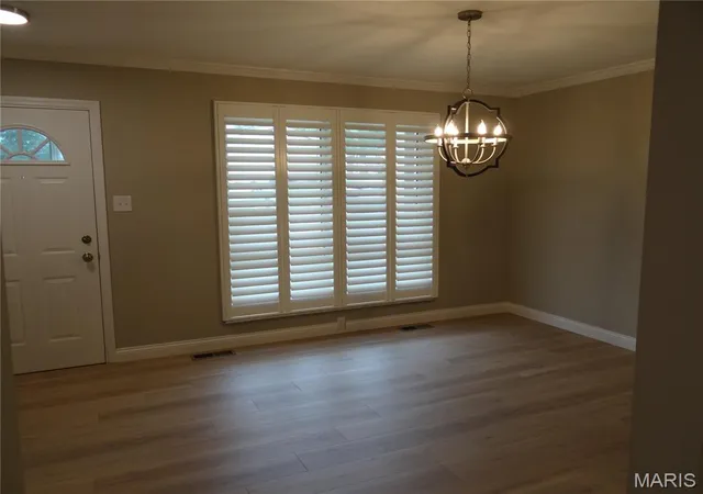 Photo 4 of Single family home for sale at 5628 Valleyside Ln, Saint Louis, MO 63128 | MLS# MIS26059405 | Listing updated on 2026-10-07