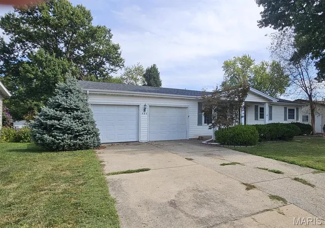 Photo 2 of Single family home for sale at 404 Duchesne Ave, O Fallon, MO 63366 | MLS# MIS26059406 | Listing updated on 2026-10-01