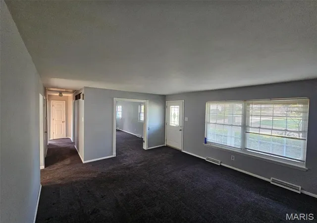 Photo 3 of Single family home for sale at 404 Duchesne Ave, O Fallon, MO 63366 | MLS# MIS26059406 | Listing updated on 2026-10-01