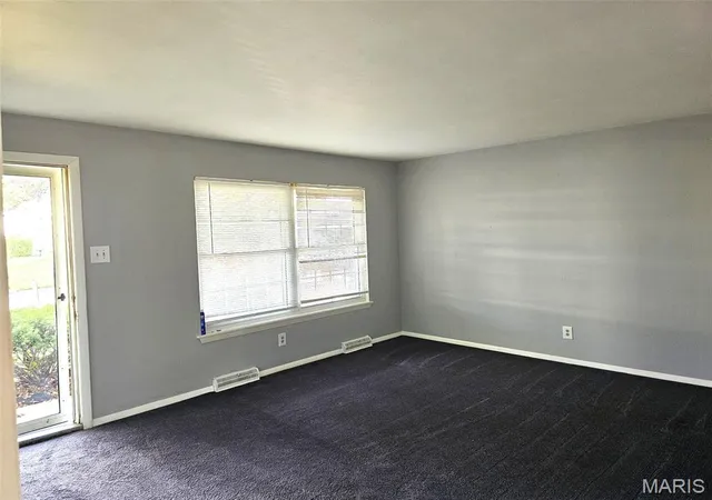 Photo 4 of Single family home for sale at 404 Duchesne Ave, O Fallon, MO 63366 | MLS# MIS26059406 | Listing updated on 2026-10-01