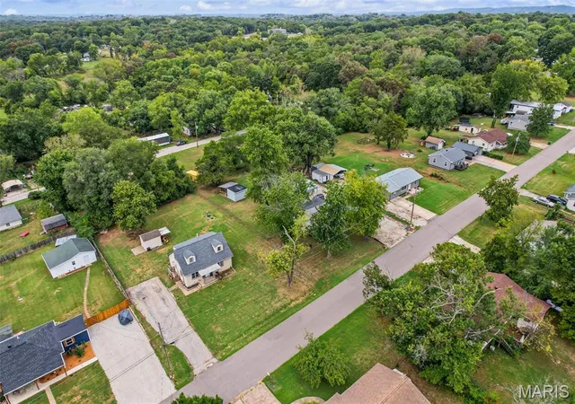 Photo 3 of Sale Pending at 9331 Church Dr, Pevely, MO 63070 | MLS# MIS26059410 | Listing updated on 2026-10-03
