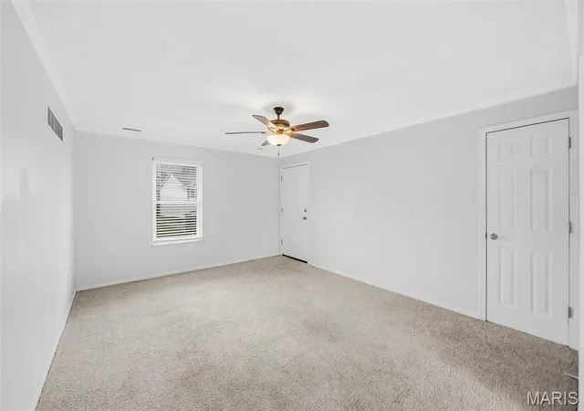 Listing Photo 5 - Condo for sale in building located at 773 Delray Dr, St. Peters, MO 63376 - Unit #D