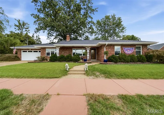 Photo 1 of Single family home for sale at 5120 Mccausland Ave, Saint Louis, MO 63109 | MLS# MIS26059421 | Listing updated on 2026-10-10