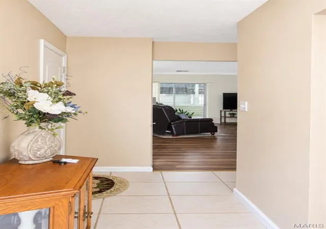 Photo 3 of Single family home for sale at 1268 Shirley Ridge Dr #D, Saint Charles, MO 63304 | MLS# MIS26059433 | Listing updated on 2026-09-20