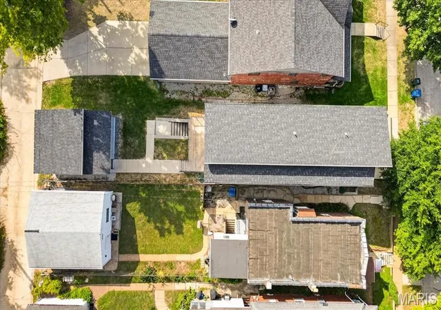 Photo 38 of Single family home for sale at 1018 Yale Ave, Saint Louis, MO 63117 | MLS# MIS26059435 | Listing updated on 2026-10-21