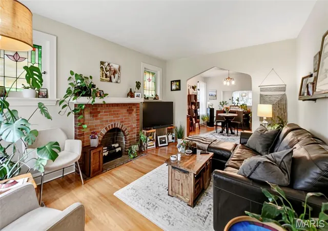Photo 4 of Single family home for sale at 5208 Winona Ave, Saint Louis, MO 63109 | MLS# MIS26059453 | Listing updated on 2026-10-08