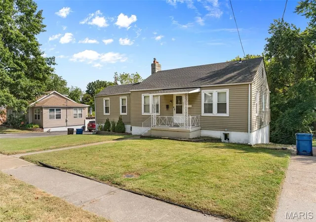Photo 2 of Single family home for sale at 3510 Marshall Ave, Saint Louis, MO 63114 | MLS# MIS26059455 | Listing updated on 2026-09-24