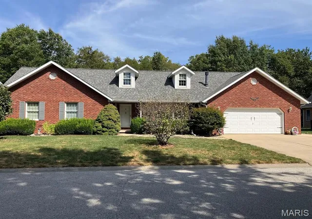 Photo 1 of Single family home for sale at 730 N Harrison St, Trenton, IL 62293 | MLS# MIS26059456 | Listing updated on 2026-10-06