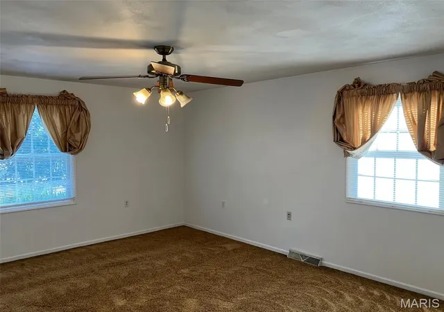 Photo 4 of Single family home for sale at 730 N Harrison St, Trenton, IL 62293 | MLS# MIS26059456 | Listing updated on 2026-10-06