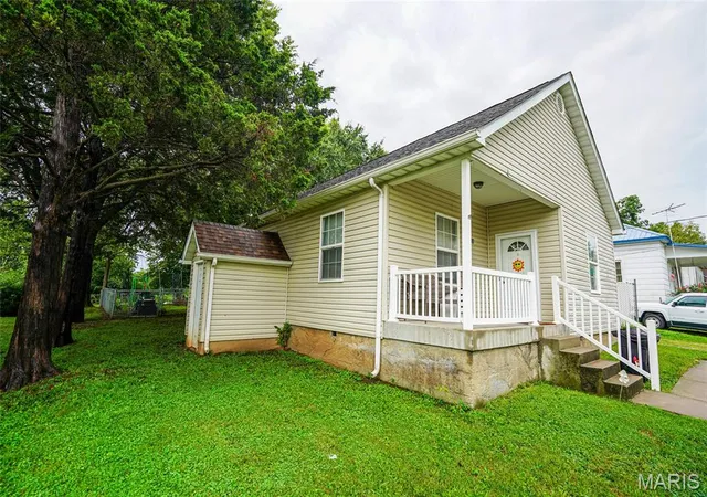 Photo 1 of Single family home for sale at 220 Theodore St, Park Hills, MO 63601 | MLS# MIS26059462 | Listing updated on 2026-10-04