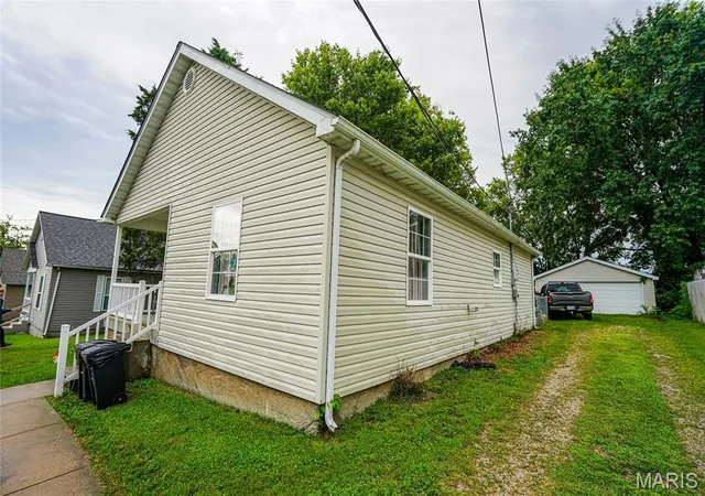 Photo 2 of Single family home for sale at 220 Theodore St, Park Hills, MO 63601 | MLS# MIS26059462 | Listing updated on 2026-10-04