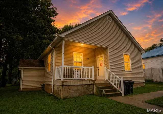 Photo 3 of Single family home for sale at 220 Theodore St, Park Hills, MO 63601 | MLS# MIS26059462 | Listing updated on 2026-10-04