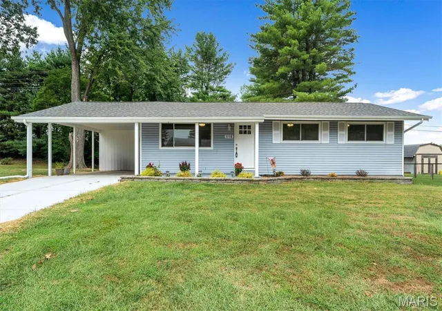 Photo 1 of Single family home for sale at 110 Paula Dr, Saint Charles, MO 63301 | MLS# MIS26059475 | Listing updated on 2026-09-23