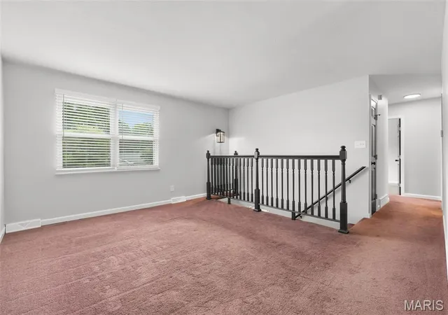 Photo 1 of Single family home for sale at 945 Westridge Dr, Pacific, MO 63069 | MLS# MIS26059524 | Listing updated on 2026-10-05
