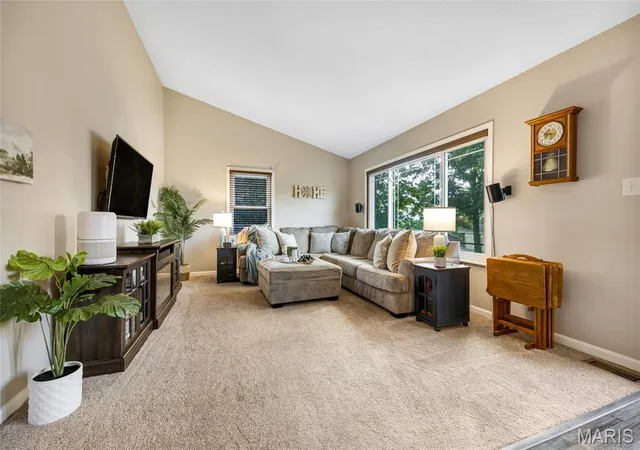 Photo 3 of Single family home for sale at 504 Westwood Pl, Festus, MO 63028 | MLS# MIS26059526 | Listing updated on 2026-10-07