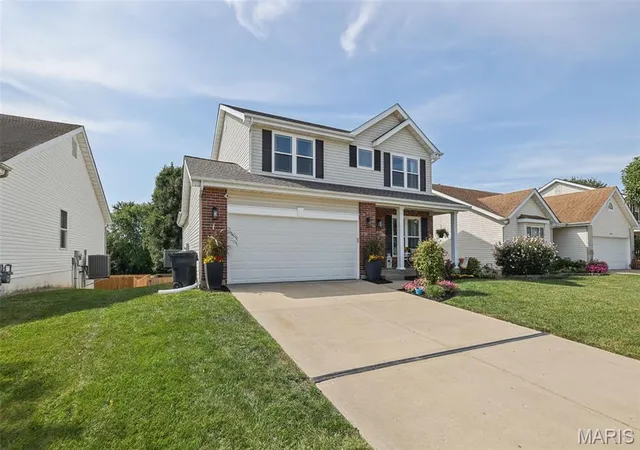 Photo 2 of Single family home for sale at 2691 Brookmeadow Dr, Belleville, IL 62221 | MLS# MIS26059554 | Listing updated on 2026-09-21