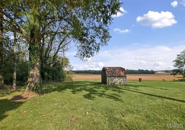 Photo 4 of Single family home for sale at 606 South E, Pinckneyville, IL 62274 | MLS# MIS26059562 | Listing updated on 2026-10-05