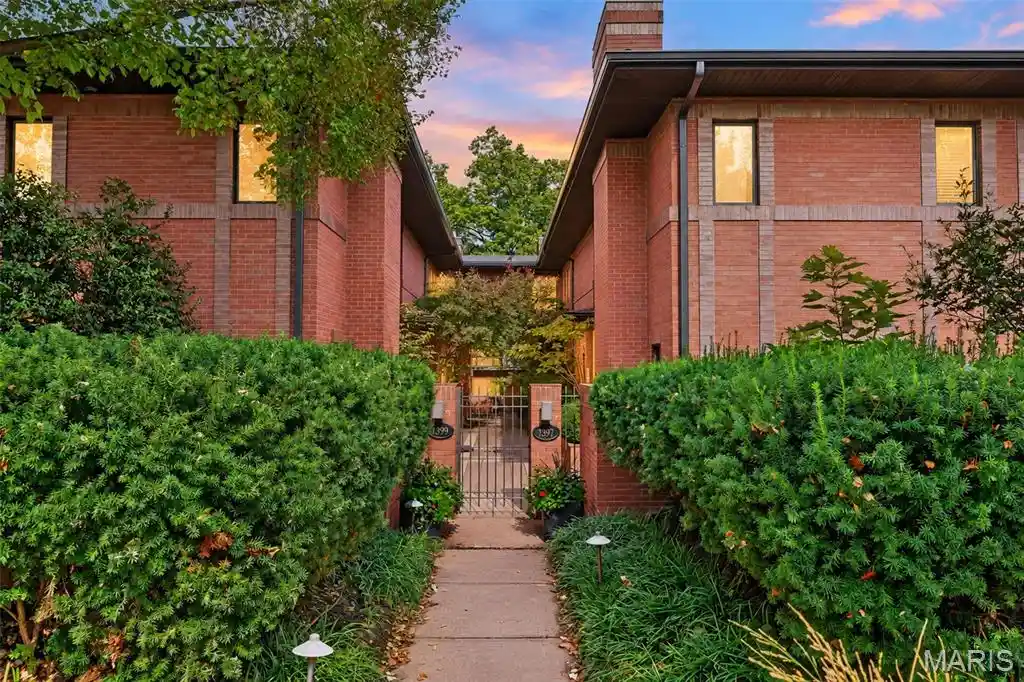 Listing Photo 1 - Condo for sale in 7397 Pershing Ave located at 7397 Pershing Ave, Saint Louis, MO 63130 - Unit 7397 Pershing Ave