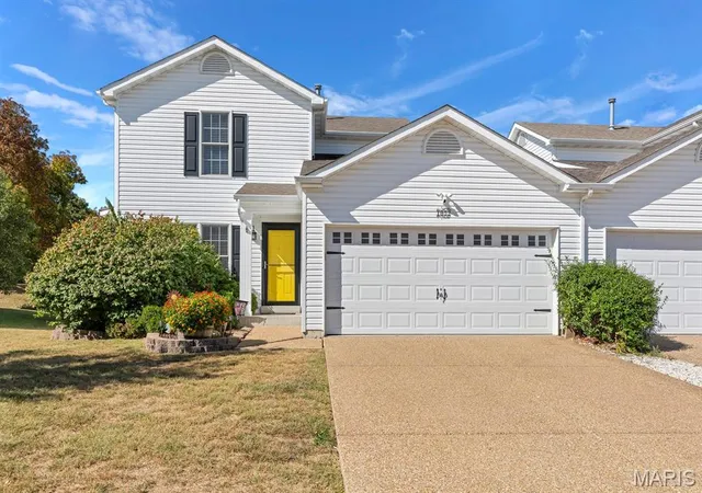 Photo 1 of Townhouse for sale at 1052 Chesterfield Dr, Wentzville, MO 63385 | MLS# MIS26059597 | Listing updated on 2026-10-08