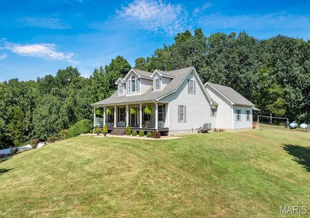 Photo 3 of Single family home for sale at 2371 Highway 100, Hermann, MO 65041 | MLS# MIS26059603 | Listing updated on 2026-09-17