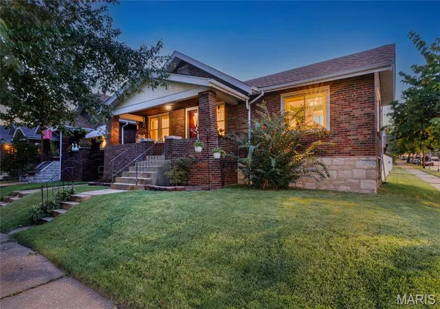 Photo 2 of Single family home for sale at 6103 Newport Ave, Saint Louis, MO 63116 | MLS# MIS26059627 | Listing updated on 2026-10-23