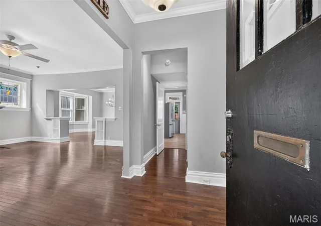 Photo 3 of Single family home for sale at 1901 Mccausland Ave, Saint Louis, MO 63117 | MLS# MIS26059635 | Listing updated on 2026-10-19