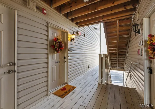 Listing Photo 4 - Condo for sale in building located at 422 Bramblett Hls, O'Fallon, MO 63366