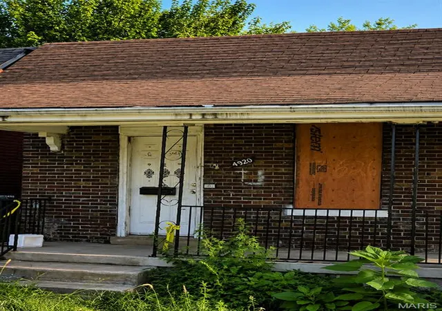 Photo 2 of Single family home for sale at 4920 San Francisco Ave, Saint Louis, MO 63115 | MLS# MIS26059664 | Listing updated on 2026-09-25