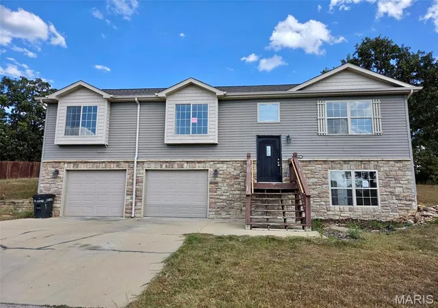 Photo 1 of Sale Pending at 19622 Ladera Rd, Waynesville, MO 65583 | MLS# MIS26059682 | Listing updated on 2026-09-28