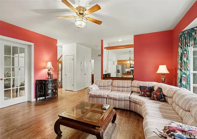 Photo 4 of Single family home for sale at 643 Highland Glen Dr, Ballwin, MO 63021 | MLS# MIS26059687 | Listing updated on 2026-10-06