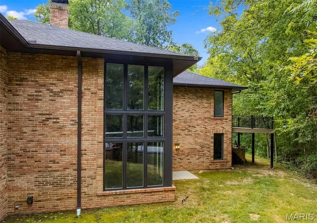 Photo 3 of Single family home for sale at 324 Druscilla Ln, Waterloo, IL 62298 | MLS# MIS26059689 | Listing updated on 2026-09-21
