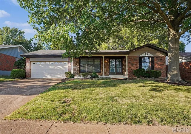 Photo 1 of Single family home for sale at 9311 Cinnabar Dr, Saint Louis, MO 63126 | MLS# MIS26059694 | Listing updated on 2026-10-04