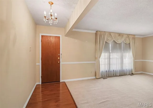 Photo 4 of Single family home for sale at 9311 Cinnabar Dr, Saint Louis, MO 63126 | MLS# MIS26059694 | Listing updated on 2026-10-04