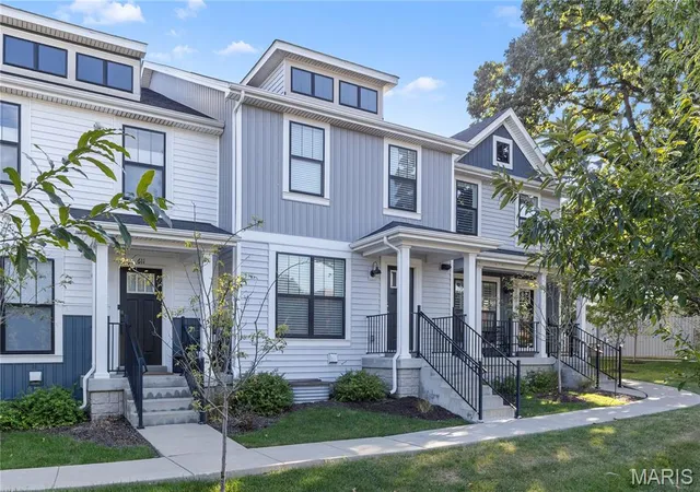 Townhouse for sale at 617 Maple Forest, Saint Louis, MO 63122 | MLS# MIS26059704