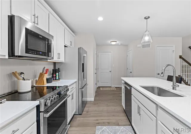 Photo 3 of Townhouse for sale at 617 Maple Forest, Saint Louis, MO 63122 | MLS# MIS26059704 | Listing updated on 2026-10-04