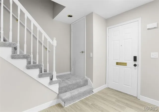 Photo 4 of Townhouse for sale at 7965 Royal Arms Ct, Saint Louis, MO 63123 | MLS# MIS26059708 | Listing updated on 2026-09-18