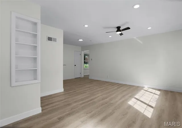 Photo 3 of Single family home for sale at 9609 Howerton Dr, Saint Louis, MO 63123 | MLS# MIS26059713 | Listing updated on 2026-09-18