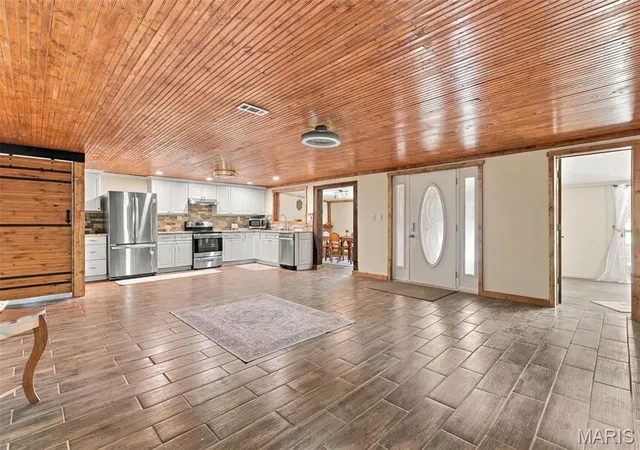 Photo 3 of Single family home for sale at 21479 State Hwy U, Warrenton, MO 63383 | MLS# MIS26059720 | Listing updated on 2026-09-19