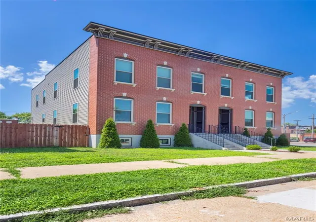 Photo 3 of Single family home for sale at 3433 Texas Ave, Saint Louis, MO 63118 | MLS# MIS26059725 | Listing updated on 2026-10-05