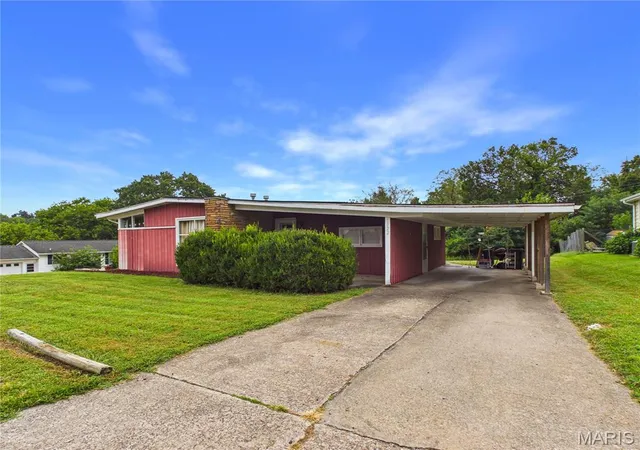 Photo 2 of Single family home for sale at 1022 Haddock St, Cape Girardeau, MO 63701 | MLS# MIS26059727 | Listing updated on 2026-09-23