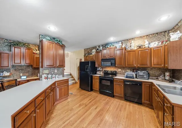 Photo 4 of Single family home for sale at 1715 Cameron Ct, Edwardsville, IL 62025 | MLS# MIS26059735 | Listing updated on 2026-10-04
