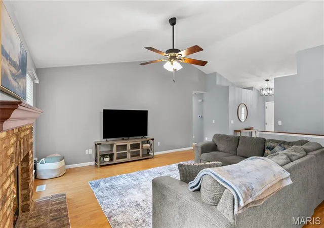 Photo 3 of Sale Pending at 300 Jana Dr, Florissant, MO 63031 | MLS# MIS26059757 | Listing updated on 2026-09-30
