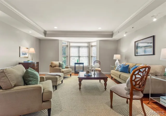 Photo 3 of Sale Pending at 540 N And S #204, University City, MO 63130 | MLS# MIS26059761 | Listing updated on 2026-10-07