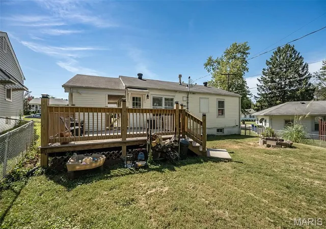 Photo 32 of Sale Pending at 10341 Saint Katherine Ln, Saint Ann, MO 63074 | MLS# MIS26059770 | Listing updated on 2026-09-20