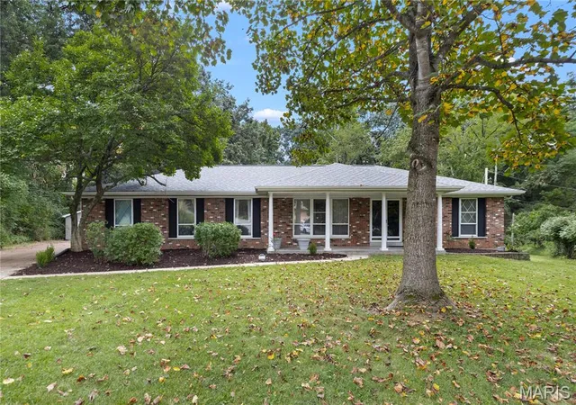 Photo 1 of Sale Pending at 11070 Easy St, Saint Ann, MO 63074 | MLS# MIS26059779 | Listing updated on 2026-09-24